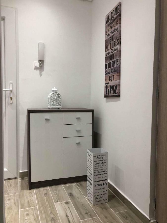 Zsuzsi Apartman Siófok Exterior foto