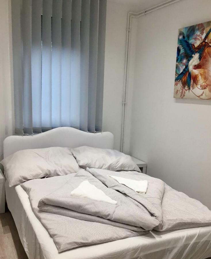 Zsuzsi Apartman Siófok Exterior foto