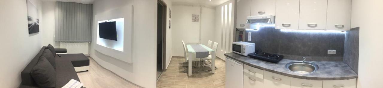 Zsuzsi Apartman Siófok Exterior foto